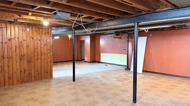 9024 San Jose, Redford Charter Township, MI 48239