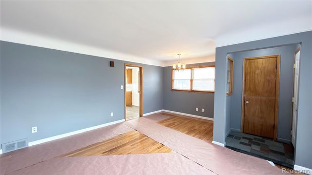 9024 San Jose, Redford Charter Township, MI 48239