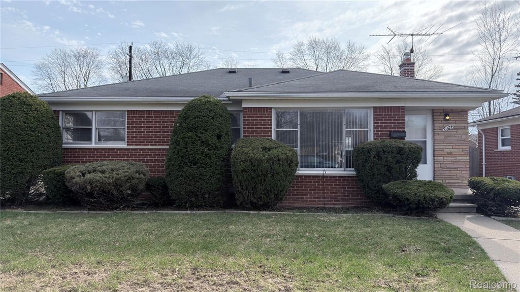 9024 San Jose, Redford Charter Township, MI 48239