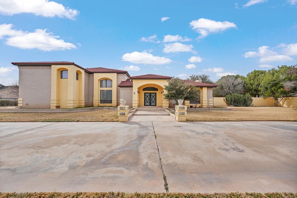 2 Santa Fe Place, Odessa, TX 79765