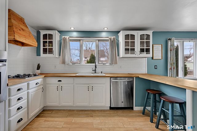 7 Curtis Street, Stafford, CT 06076