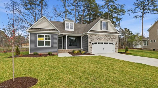 2049 Swiss LN, Hayes, VA 23072
