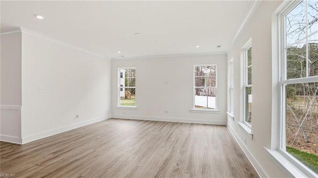 2049 Swiss LN, Hayes, VA 23072