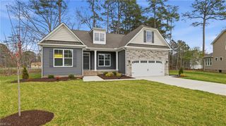 2049 Swiss LN, Hayes, VA 23072