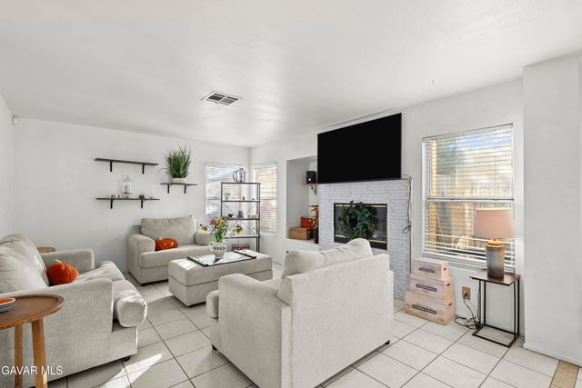 3009 Kaylyn Street, Lancaster, CA 93535