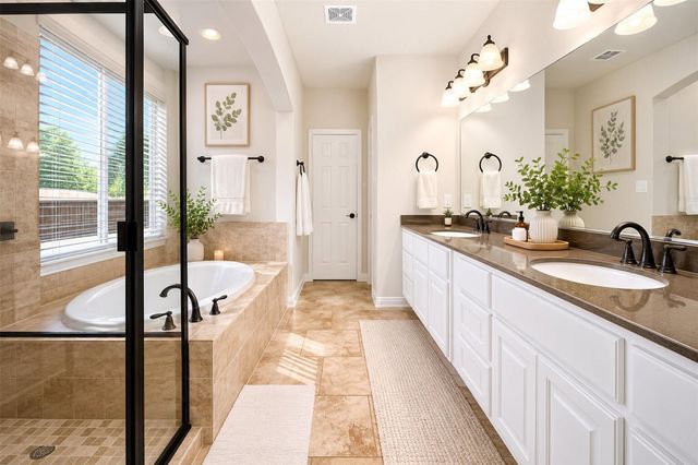 63 Vershire Circle, The Woodlands, TX 77354