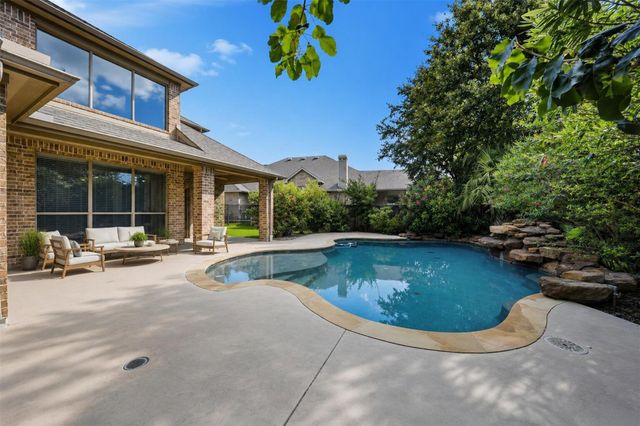 63 Vershire Circle, The Woodlands, TX 77354