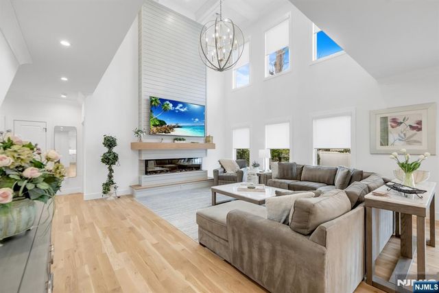 495 Wilson Avenue, Paramus, NJ 07652