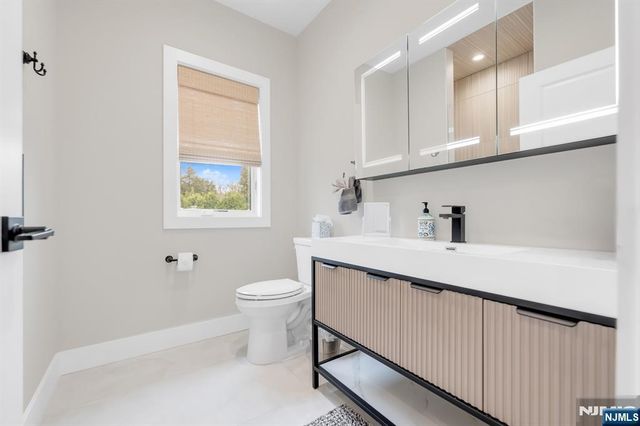 495 Wilson Avenue, Paramus, NJ 07652