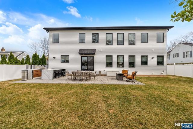 495 Wilson Avenue, Paramus, NJ 07652