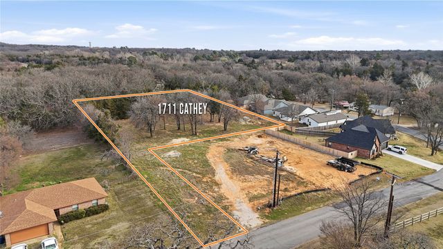 1711 Cathey Drive, Denison, TX 75020