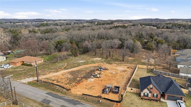 1711 Cathey Drive, Denison, TX 75020
