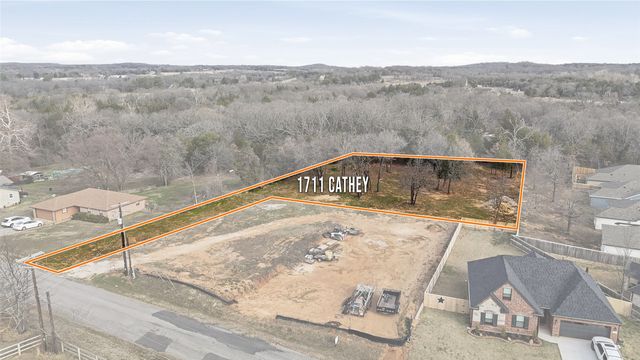 1711 Cathey Drive, Denison, TX 75020