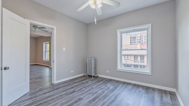 1327 E 52nd Street 302, Chicago, IL 60615