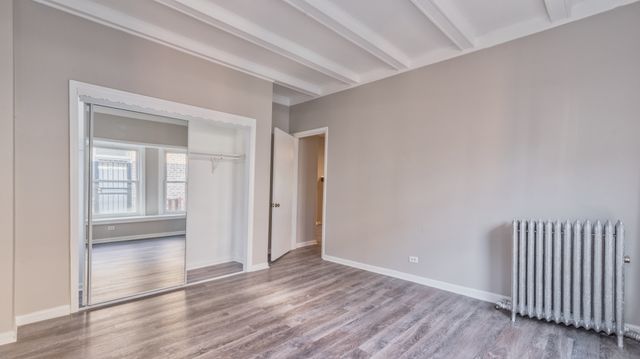 1327 E 52nd Street 302, Chicago, IL 60615