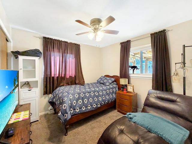 1427 Mark Drive, Freeport, IL 61032