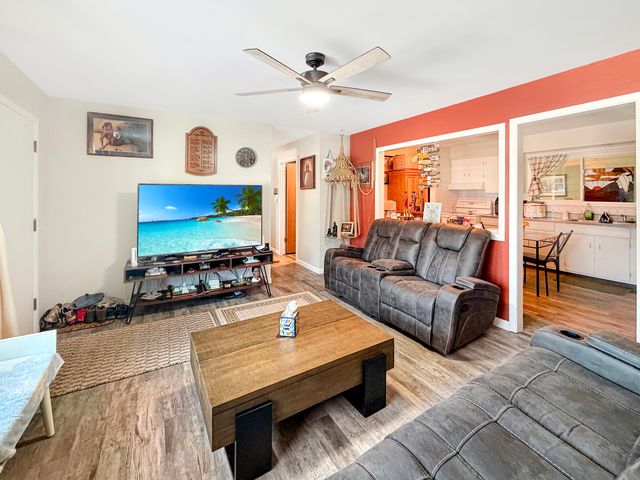 1427 Mark Drive, Freeport, IL 61032