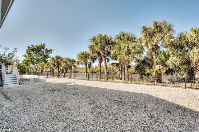 785 Rabbit RD, Sanibel, FL 33957