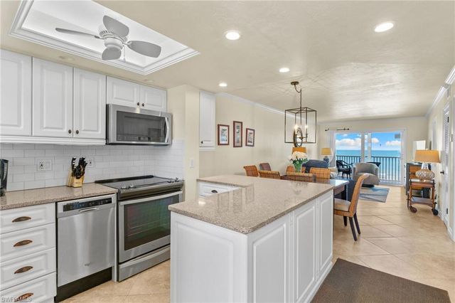 5000 ESTERO BLVD 305, Fort Myers Beach, FL 33931