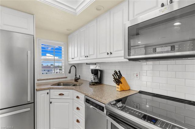 5000 ESTERO BLVD 305, Fort Myers Beach, FL 33931