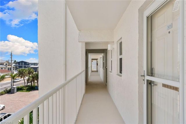 5000 ESTERO BLVD 305, Fort Myers Beach, FL 33931