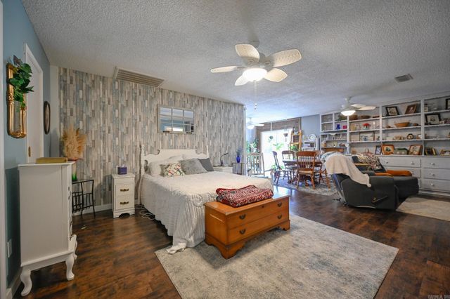 1204 Texas Street, Mena, AR 71953