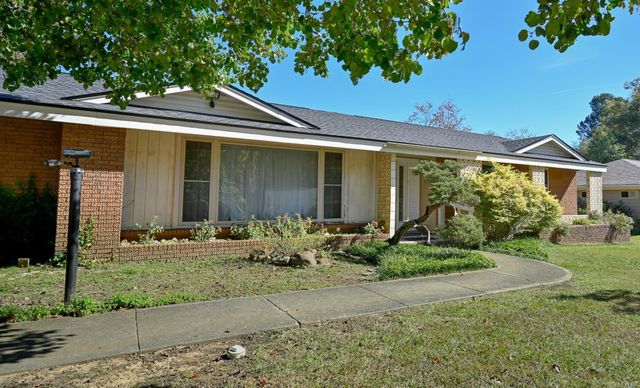 1204 Texas Street, Mena, AR 71953