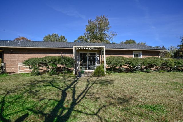 1204 Texas Street, Mena, AR 71953