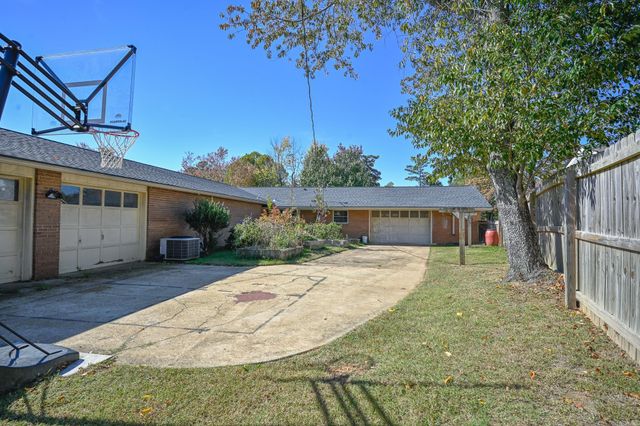 1204 Texas Street, Mena, AR 71953