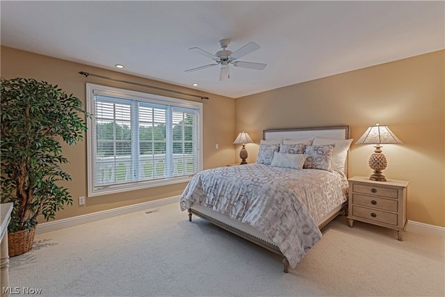 16770 Staffordshire Court, Chagrin Falls, OH 44023