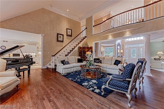 16770 Staffordshire Court, Chagrin Falls, OH 44023