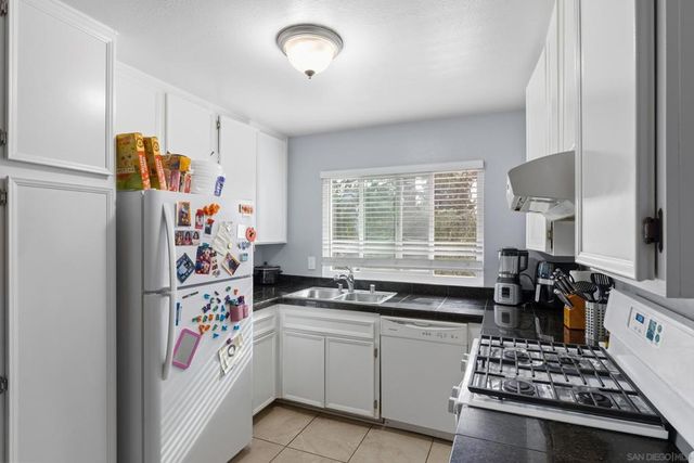 10382 Alphonse St F4, Santee, CA 92071