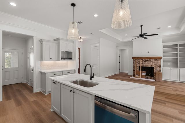 44 Sapphire Dr., Purvis, MS 39475