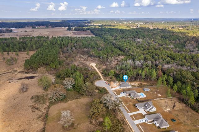 44 Sapphire Dr., Purvis, MS 39475