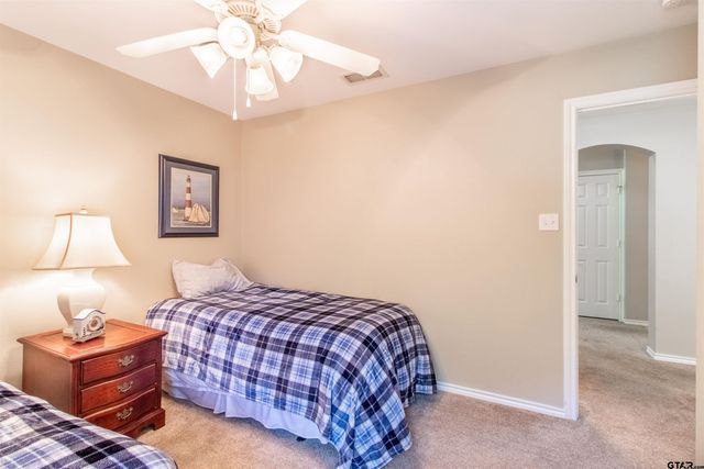 9214 Stonebank Crossing, Tyler, TX 75703
