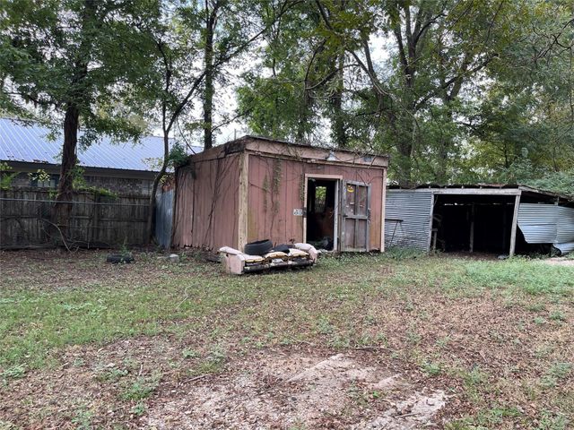 317 SE 6th, Paris, TX 75460