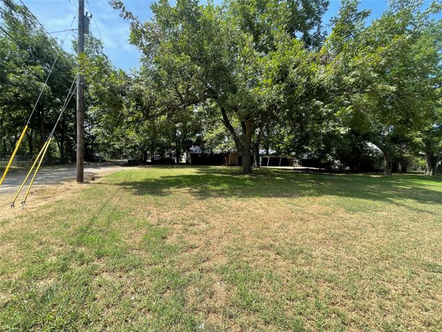 317 SE 6th, Paris, TX 75460