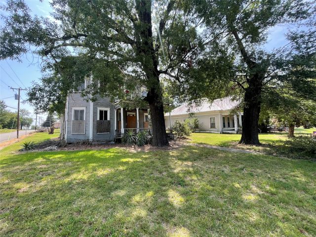 317 SE 6th, Paris, TX 75460