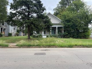 317 SE 6th, Paris, TX 75460
