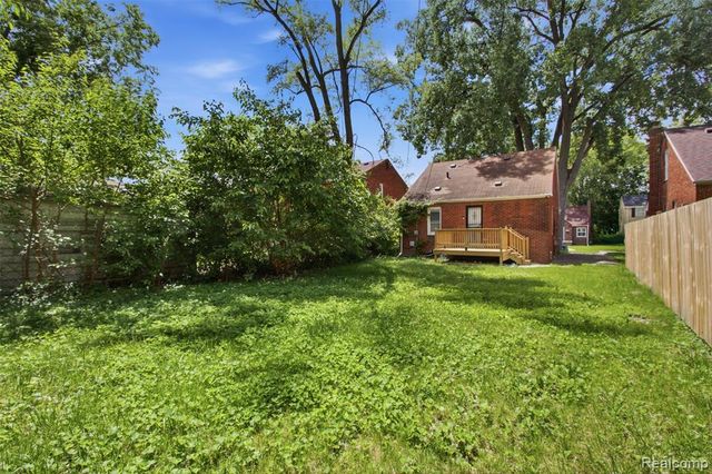 18282 Freeland Street, Detroit, MI 48235