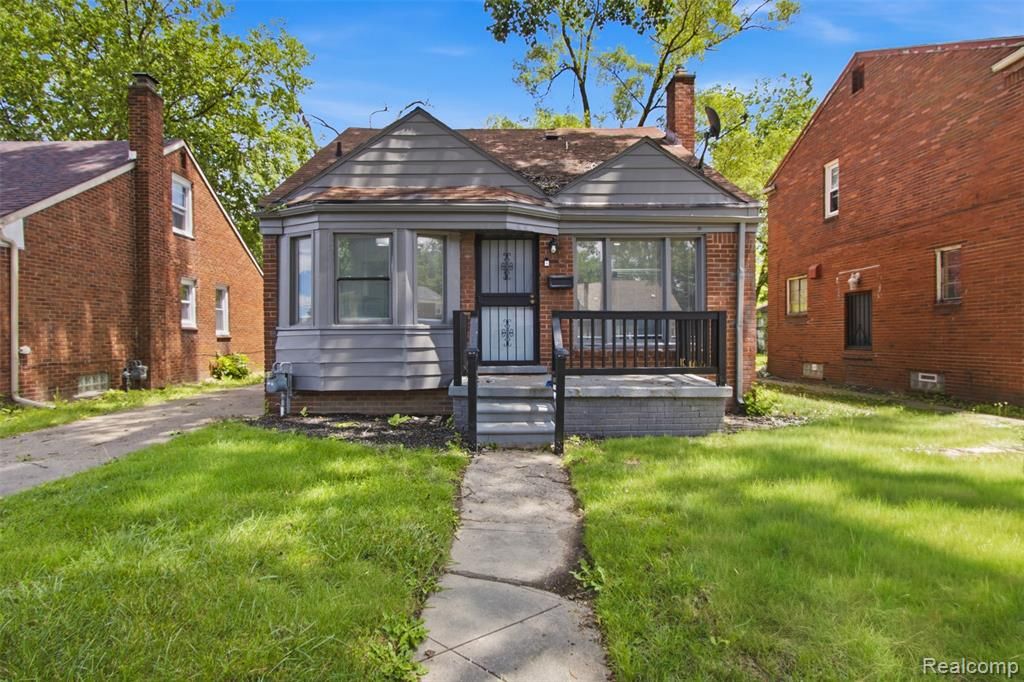 18282 Freeland Street, Detroit, MI 48235
