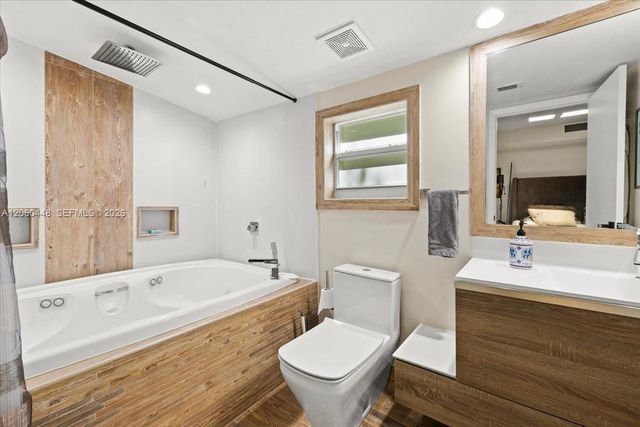 4344 S Douglas Road, Miami, FL 33133