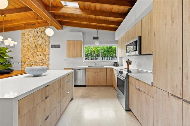 4344 S Douglas Road, Miami, FL 33133