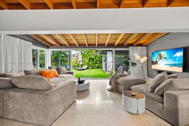4344 S Douglas Road, Miami, FL 33133