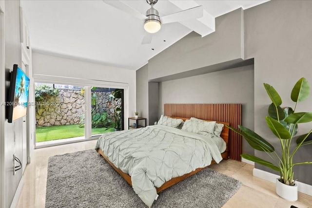 4344 S Douglas Road, Miami, FL 33133