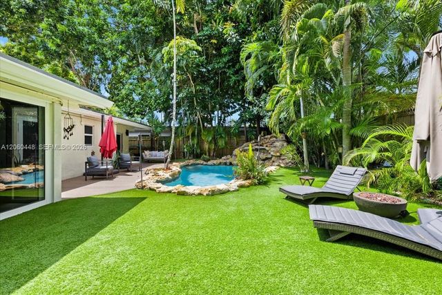 4344 S Douglas Road, Miami, FL 33133