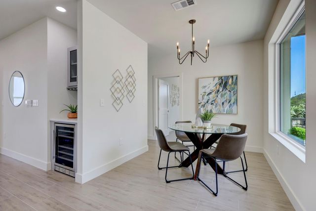 4300 Mansfield Dam RD 1221, Austin, TX 78734