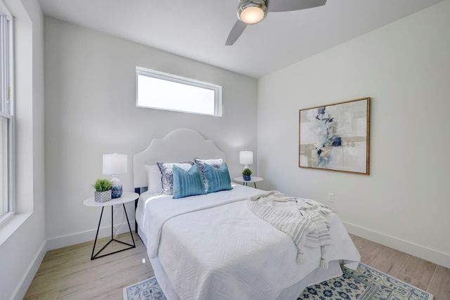 4300 Mansfield Dam RD 1221, Austin, TX 78734