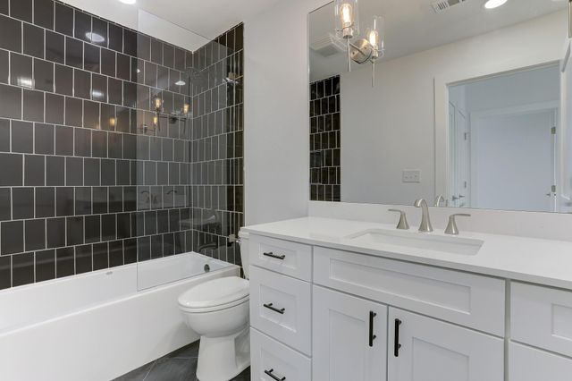 4300 Mansfield Dam RD 1221, Austin, TX 78734