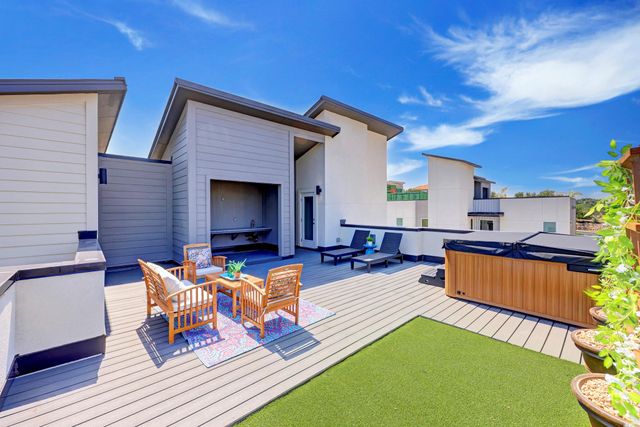 4300 Mansfield Dam RD 1221, Austin, TX 78734